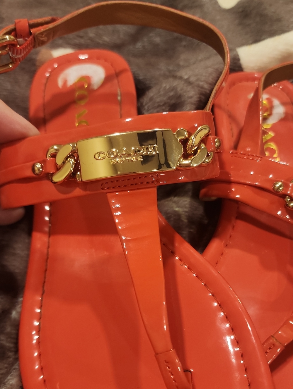 Coach Women's Orange Patent Leather T-Strap Sandals with Gold Plaque Sz 6b -